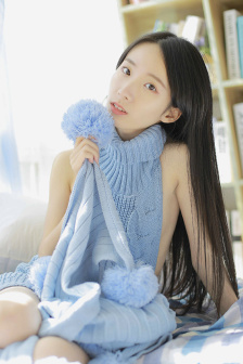 美女脱一光二净照片